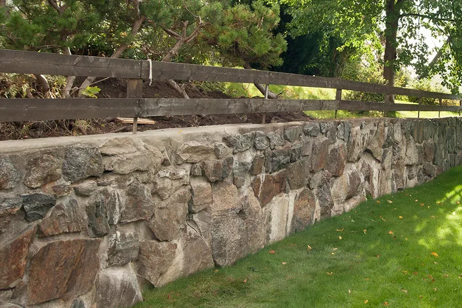 Bygga mur med leca-block